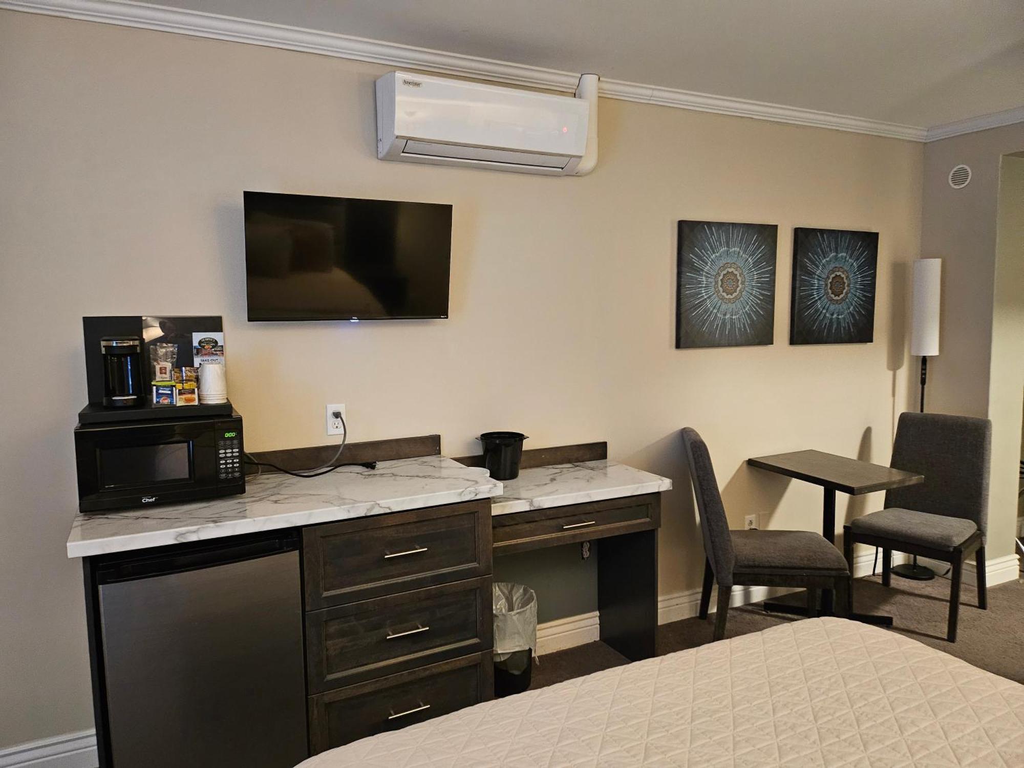 Newfound Inn & Suites Topsail Екстер'єр фото